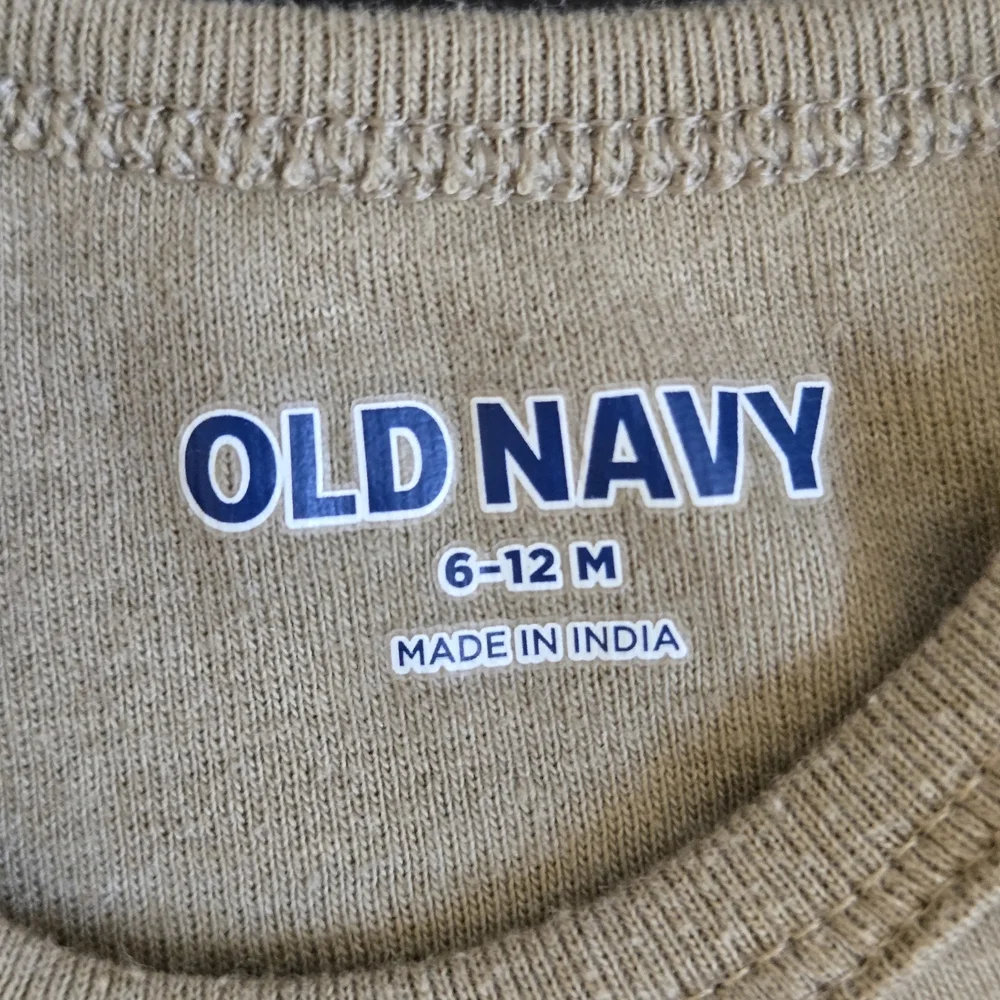 Old Navy Infant Boys Size 6-12 Months Long Sleeve One Piece Set Of 3‎